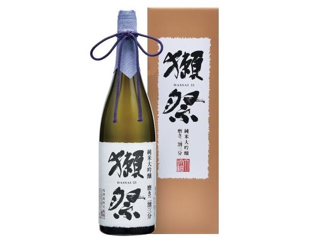 ギフト対応可能】獺祭 純米大吟醸 磨き二割三分 1800ml DXカートン入り | kurukuru -  長距離デリバリー「クルクル」です。✓定価100円の商品を110円で✓配送専門業者が車で丁寧に✓２３区どこでも お届けします。